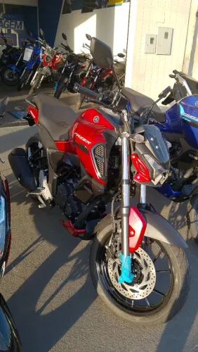 Yamanha Fz15