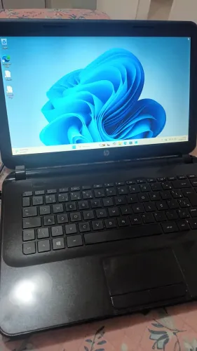 Notebook HP Bem Novinho. Com 8 de ram e 500 drive HD. Processador i5 de 3° Geração.