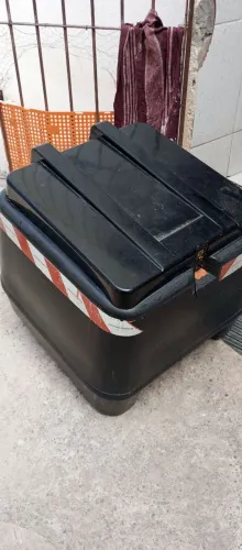 Baú Moto Grande vendo ou Troco