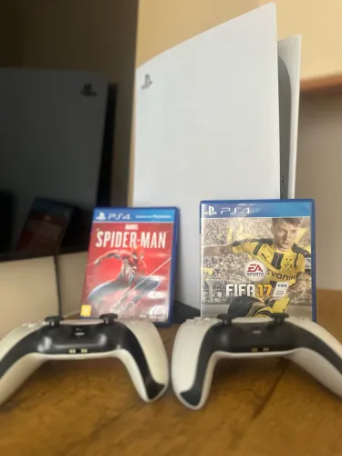 VENDO PLAYSTATION 5 SSD 1TB