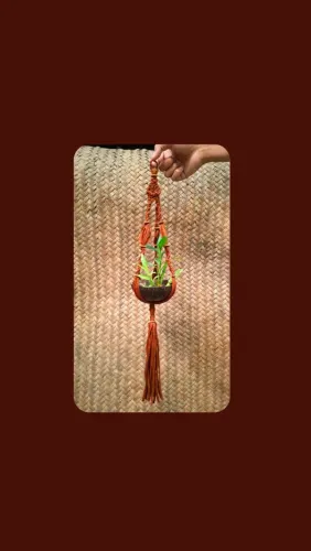 Suporte de Planta em Macramê Artesanal