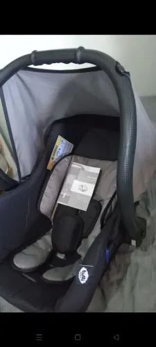 Bebê conforto semi novo