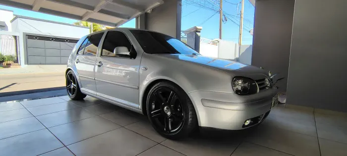 Volkswagen Golf 2.0/ 2.0 MI Flex Comfortline/ Sport 2004
