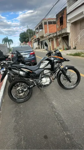 Vendo xre 300 2019