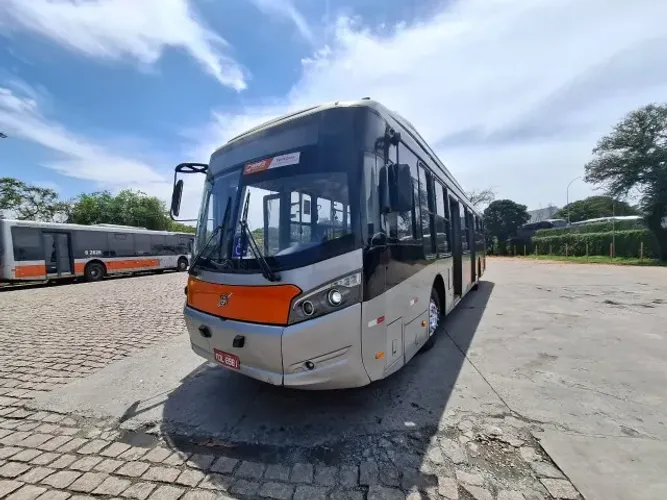 Ônibus Urbano Volvo B290R Caio Millennium 2014/2014 - 33 lugares
