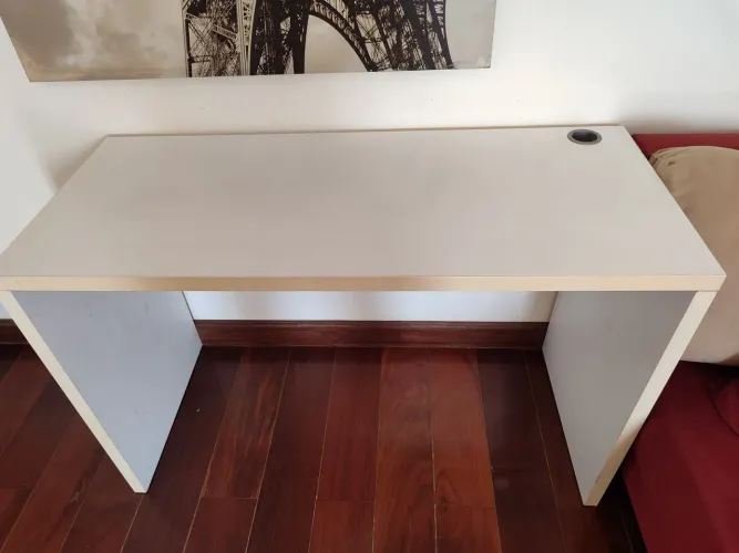 Mesa secretária