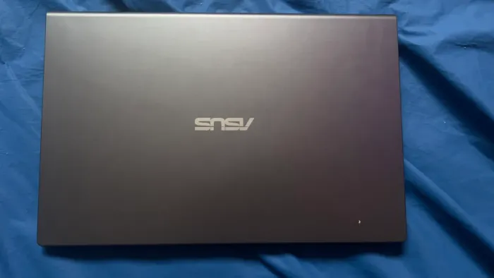 Notebook ASUS i5 10ª Geração | 8GB RAM | SSD 256GB | Ótimo estado