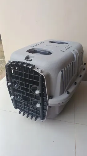 Caixa Transporte PET conservadíssima, 5 meses de uso