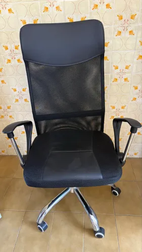 Cadeira de escritório com rodinha