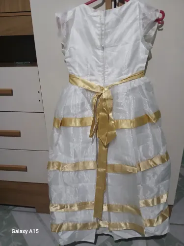 Vendo veste até 6 anos