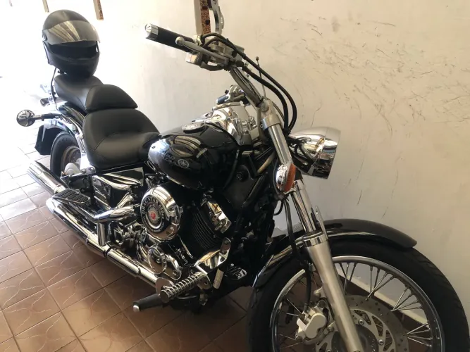 Dragstar 650 toda original com acessórios 