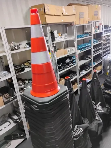 CONES DE OBRA 75CM COM BASE - BICOLOR