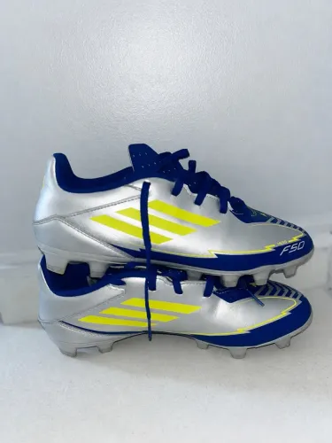 Chuteira F50 campo adidas