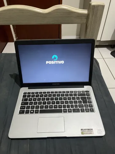Notebook Positivo N1140