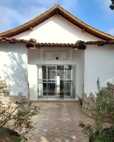 CHÁCARA À VENDA EM LAVRINHAS/SP