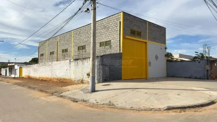 Galpão - Rua H-135 - Cidade Vera Cruz
