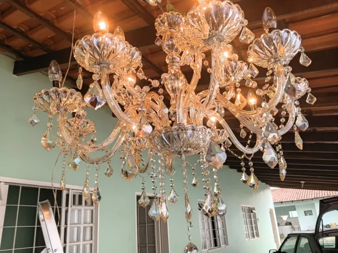 Lustre estilo Maria Tereza clássico