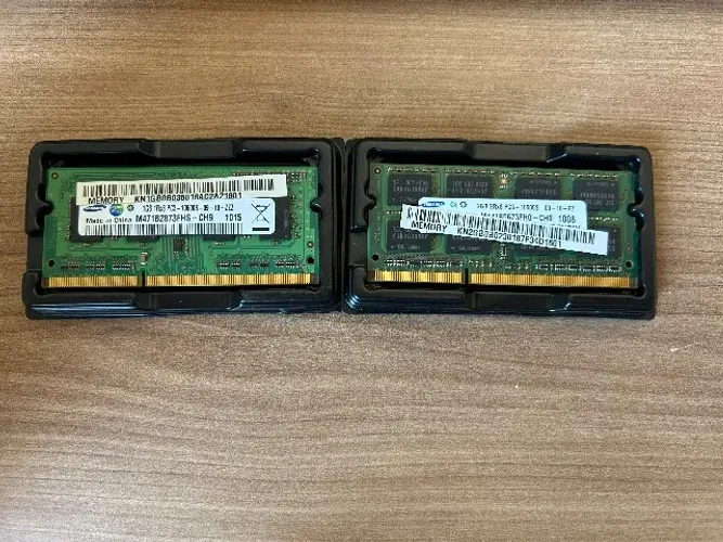 Memória RAM - 2GB e 1GB
