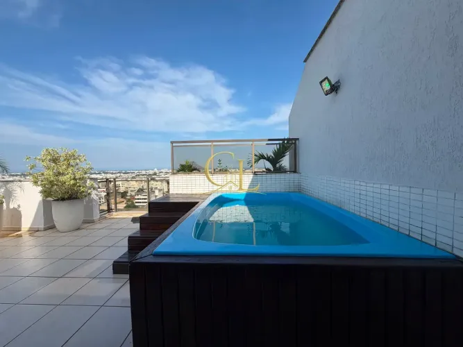 Cobertura linear no Recreio dos Bandeirantes  vistão mar  160 m²