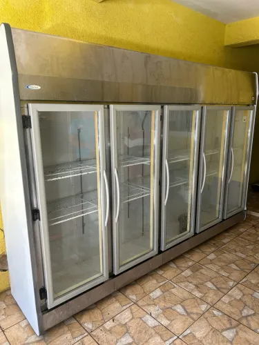 Geladeira 6 portas 