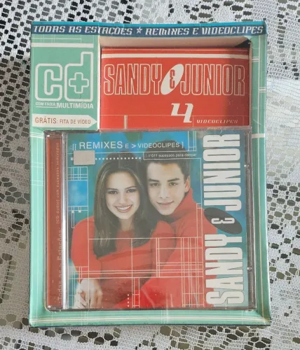 Kit CD e VHS Sandy e Junior Todas as Estações Remixes - Lacrado