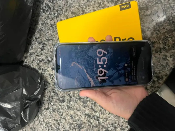 Poco c 81