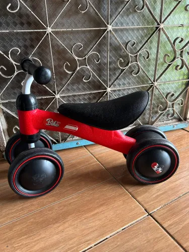 Bicicleta de equilíbrio