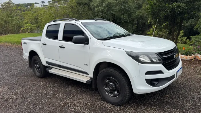 Chevrolet S10 Pick-up LS 2.8 TDI 4X4 CD Dies. Mec. 2019