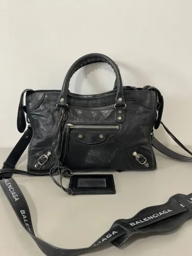 Bolsa balenciaga motorcycle preta 