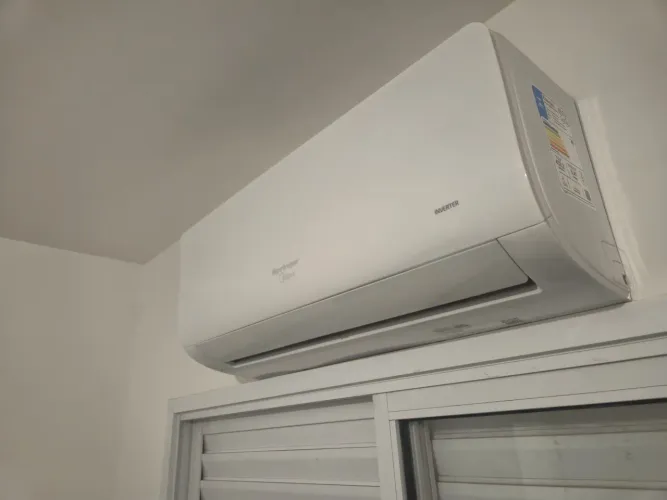 Ar condicionado/aquecedor Springer Split em perfeitas condições 