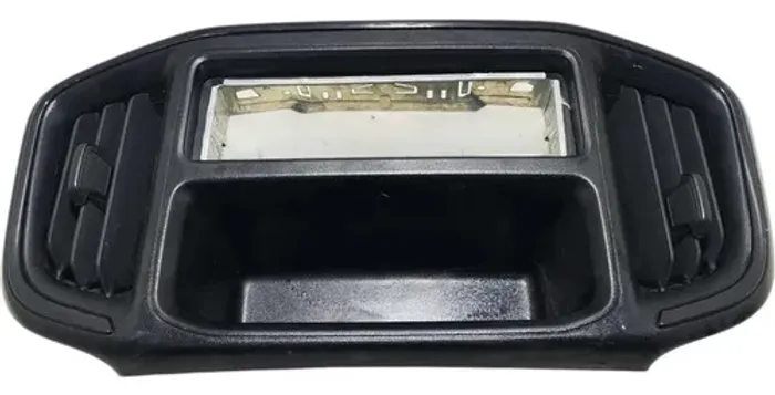Moldura Rádio C/difusor Ar Central Fiat Strada 1.3 2024 2025