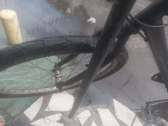 Bike Aro 26, 2 Pneus novos 1 semana de trocado
