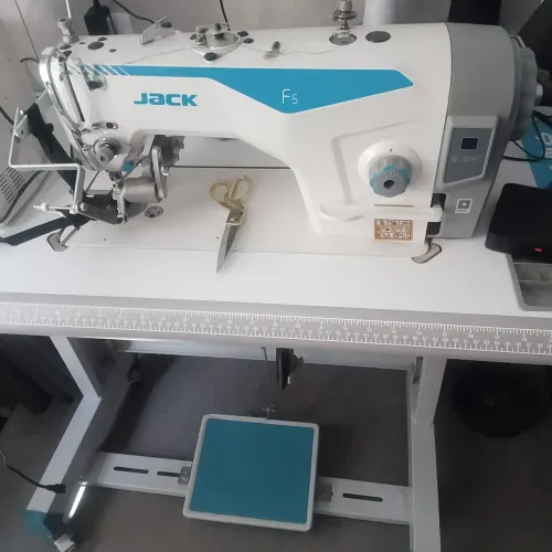 Máquina Jack f5 nova na garantia 