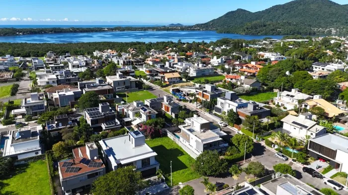 Terreno a venda no Marina Phillipi