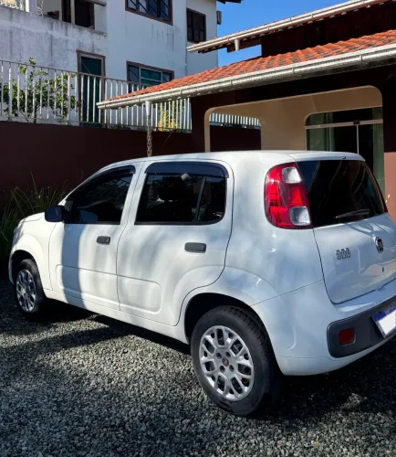 Fiat Uno Vivace Celeb. 1.0 EVO F.flex 8V 5P 2014
