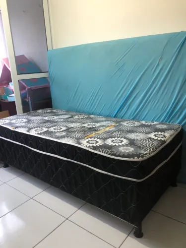 Cama box com colchão conjugado