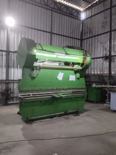 Dobradeira Mecânica 100 Ton