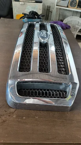 Grade dianteira F250, F350, F4000