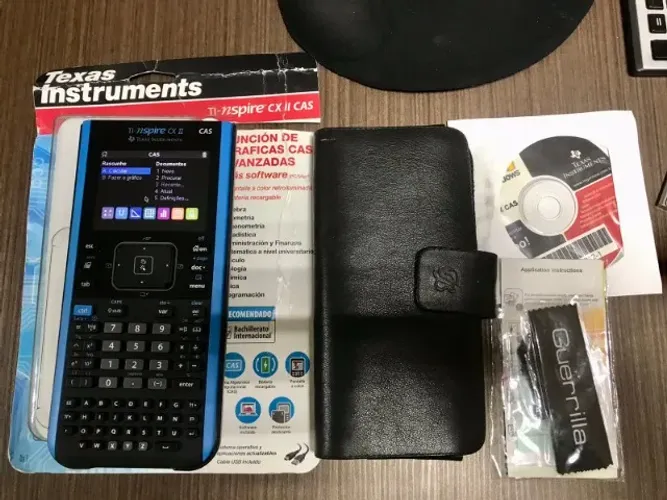 Calculadora Texas Instruments TI-Nspire II CAS com Case de Couro, Película e CD