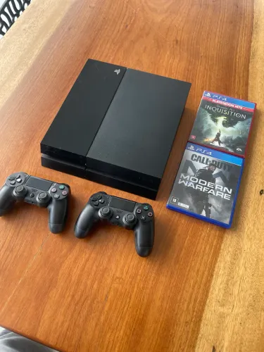 PS4 Fat completo + 2 Controles + Jogos