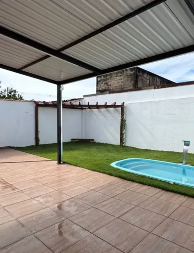 NOVA PARNAMIRIM | CASA SEMI MOBILIADA C/ PISCINA - FINANCIAMOS!