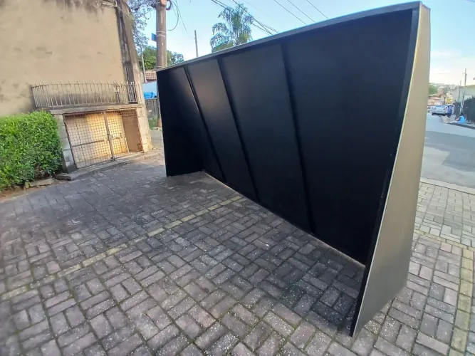 Toldo ,usado em bom estado de conservação.