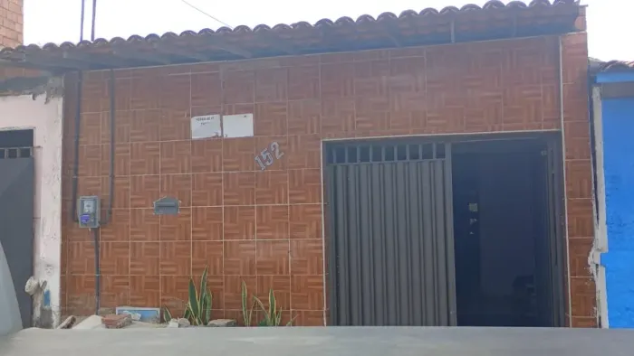 Vendo 1 casa no Alto Alegre