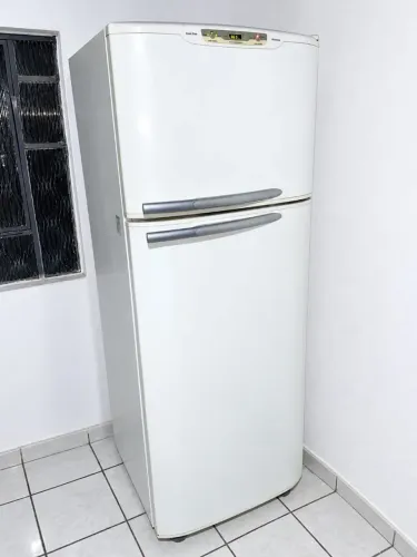 Geladeira Electrolux Frost free dúplex entrego