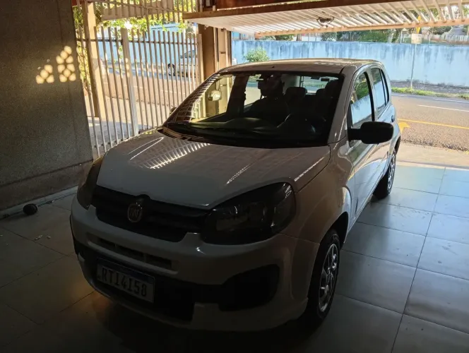 Fiat Uno Attractive 1.0 EVO Fire Flex 8V 5P 2021