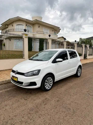Volkswagen Fox Trendline 1.6 Flex 8V 5P 2015