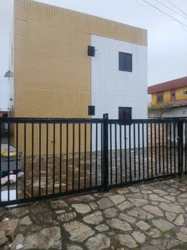 ED. COM 4 APARTAMENTOS NO NOVO MILENIO - OPORTUNIDADE