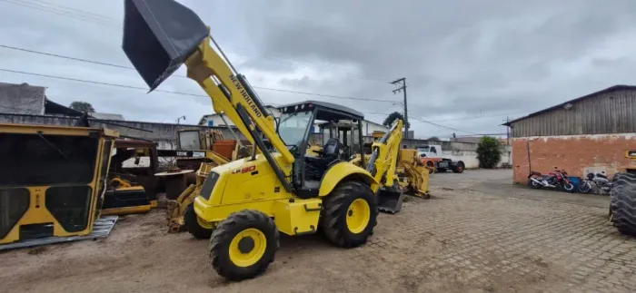 Retro escavadeira New Holland LB90 2008
