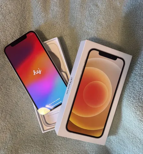 IPHONE 12
