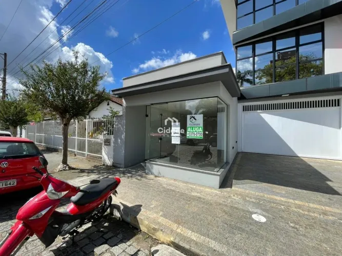 Sala comercial para locação no Centro - Praticidade e excelente visibilidade